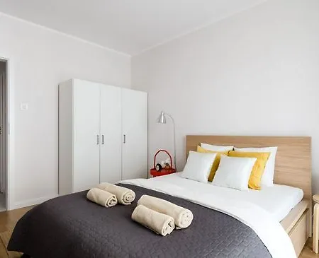 P&o Soho Factory Apartment *